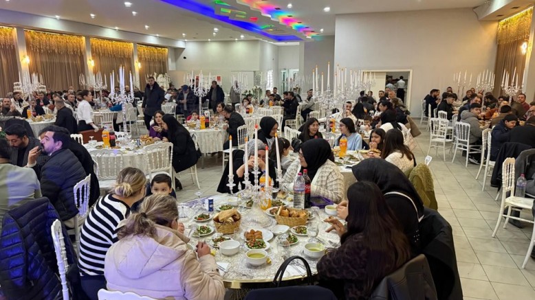 Veli Görkem Pala gençlerle yaklaşık 1000 genci iftar sofrasında buluşturdu