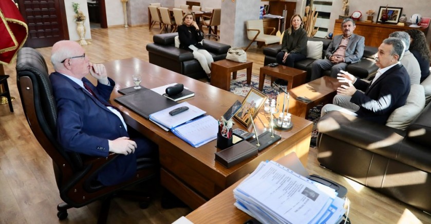 Yenikent’ten Başkan Kurt’a imar planı teşekkürü